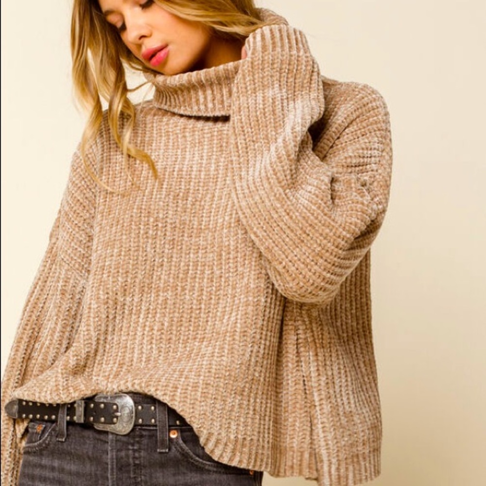 BlankNYC Mica Turtleneck Sweater